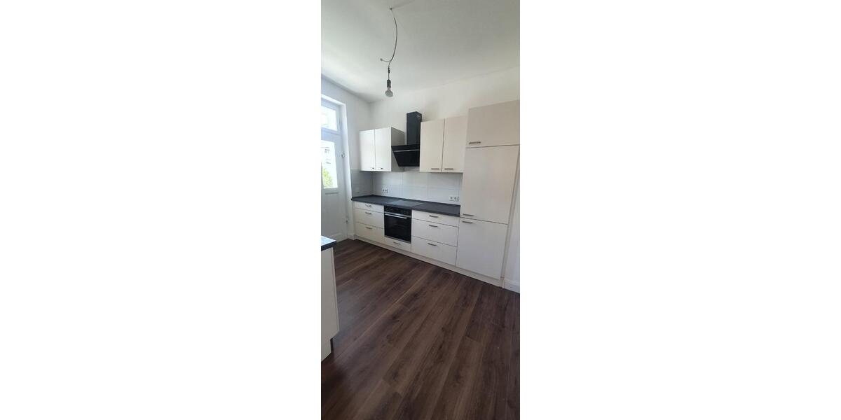 Etagenwohnung Sindelfingen Sindelfingen (Stadt) - 4 Zimmer, 110 m&sup2;, 1.150&euro; | Angebot:26542576