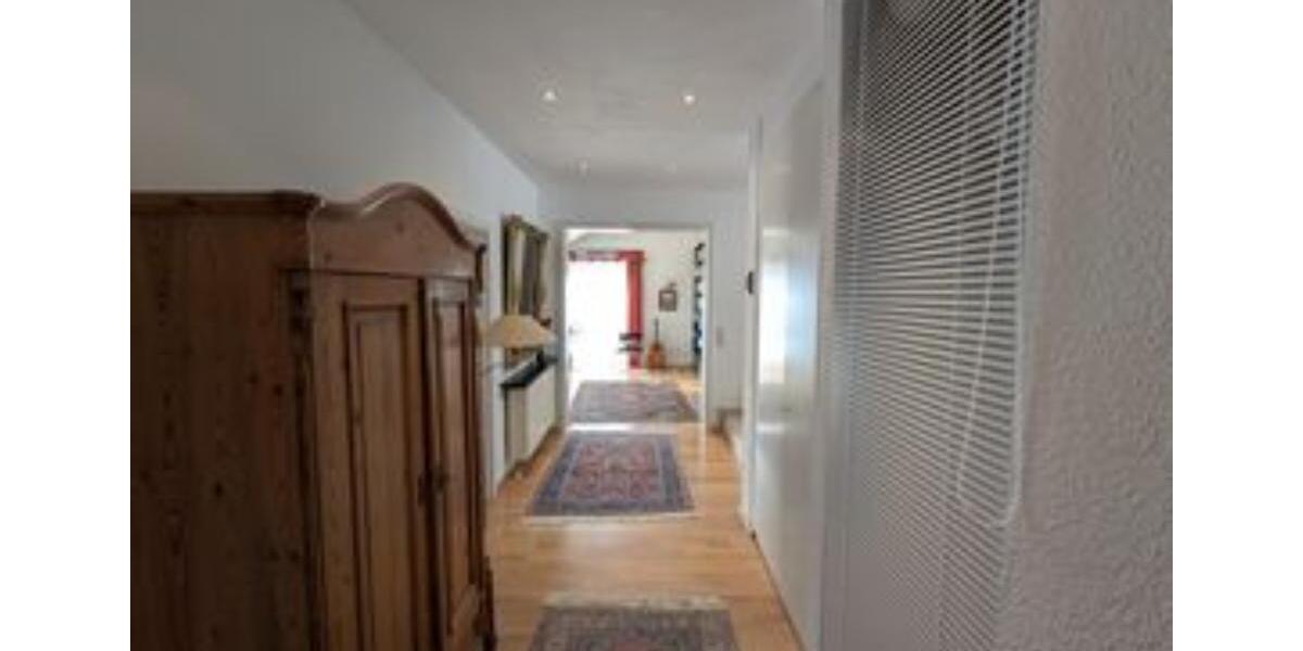 Etagenwohnung Bad Breisig - 3 Zimmer, 115 m&sup2;, 900&euro; | Angebot:24836963