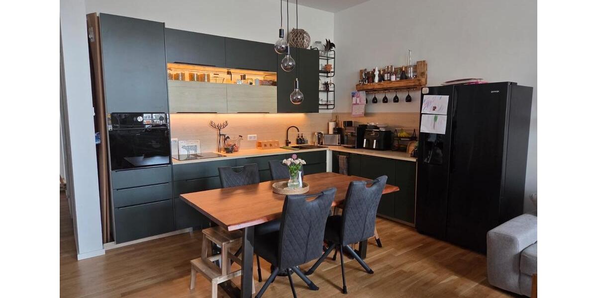 Hochparterre Zossen - 4.5 Zimmer, 100 m&sup2;, 1.431&euro; | Angebot:25757613