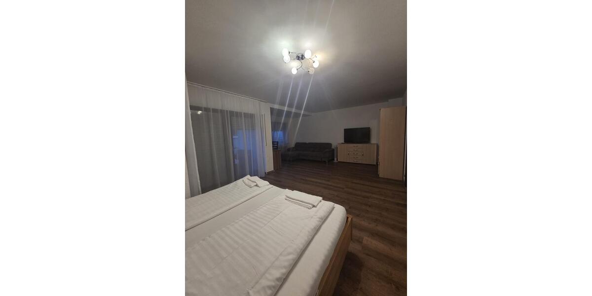 2 Zimmer Wohnung Komplett eingerichtet. 2 zimmer