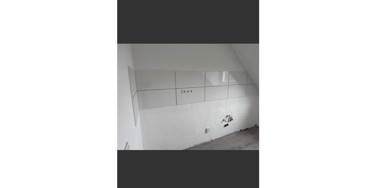 Dachgeschoßwohnung Gelsenkirchen Gelsenkirchen-Mitte - 2 Zimmer, 47 m&sup2;, 430&euro; | Angebot:26588843