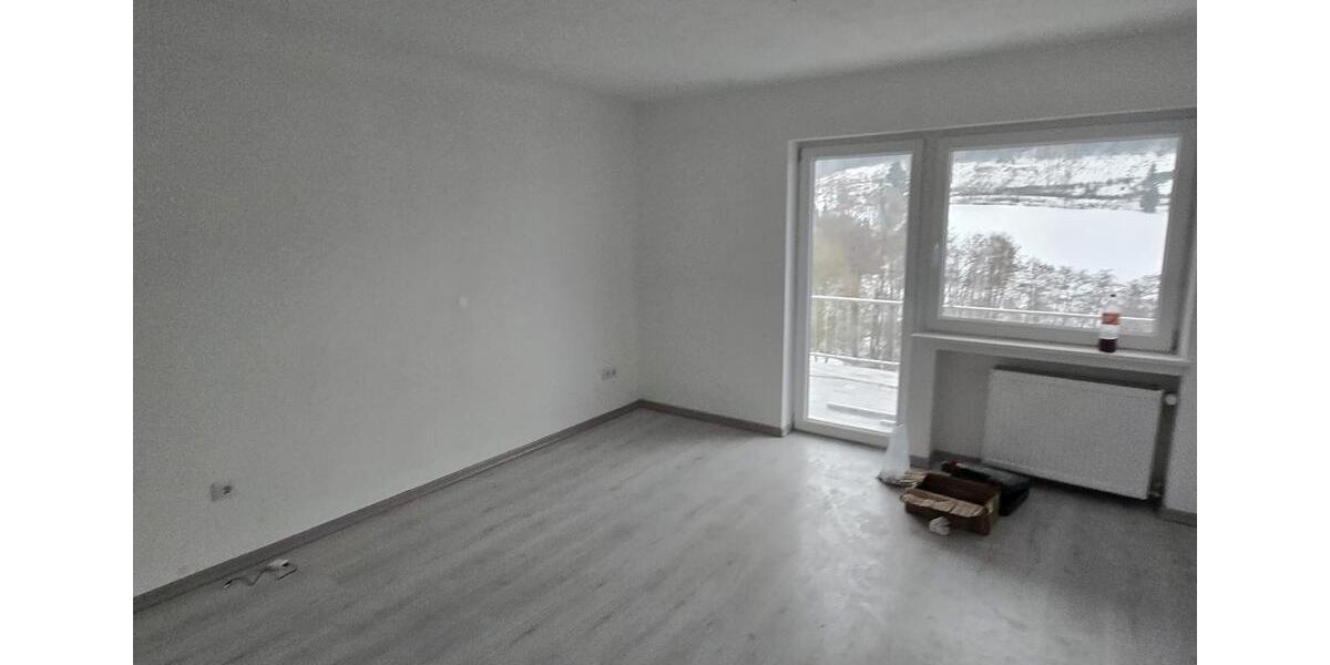 Etagenwohnung Kirchhundem - 3 Zimmer, 120 m&sup2;, 800&euro; | Angebot:25793357