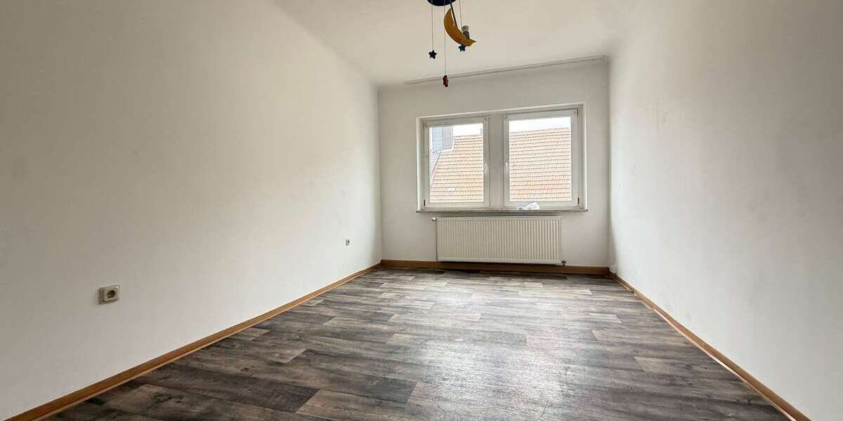 Helle 3-Zimmer-Wohnung mit ca. 70 m² mit Garage in Neunkirchen – sofort verfügbar - 3- Neunkirchen | Angebot:27199795