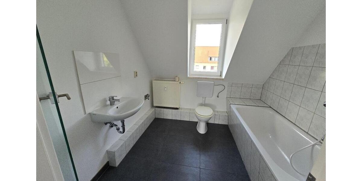 Etagenwohnung Grimma - 3 Zimmer, 69 m&sup2;, 349&euro; | Angebot:26657643