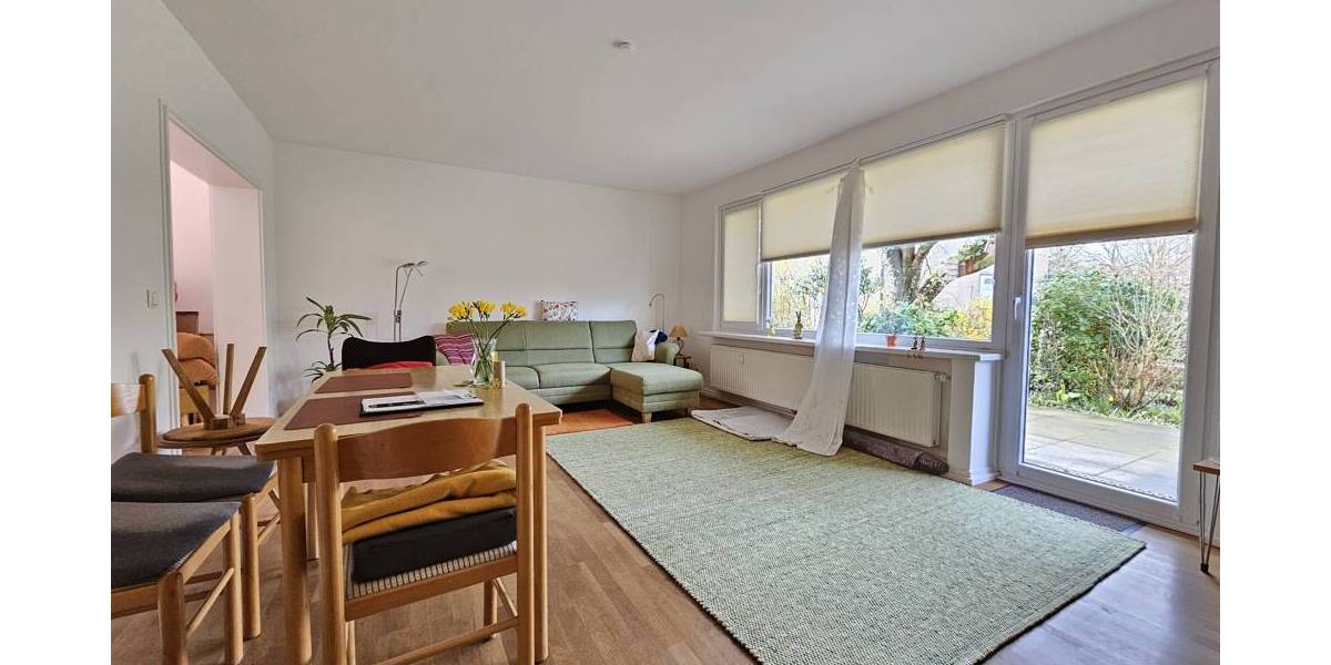 Etagenwohnung Hamburg-Poppenbüttel Poppenbüttel - 3 Zimmer, 105 m&sup2;, 1.440&euro; | Angebot:26154802