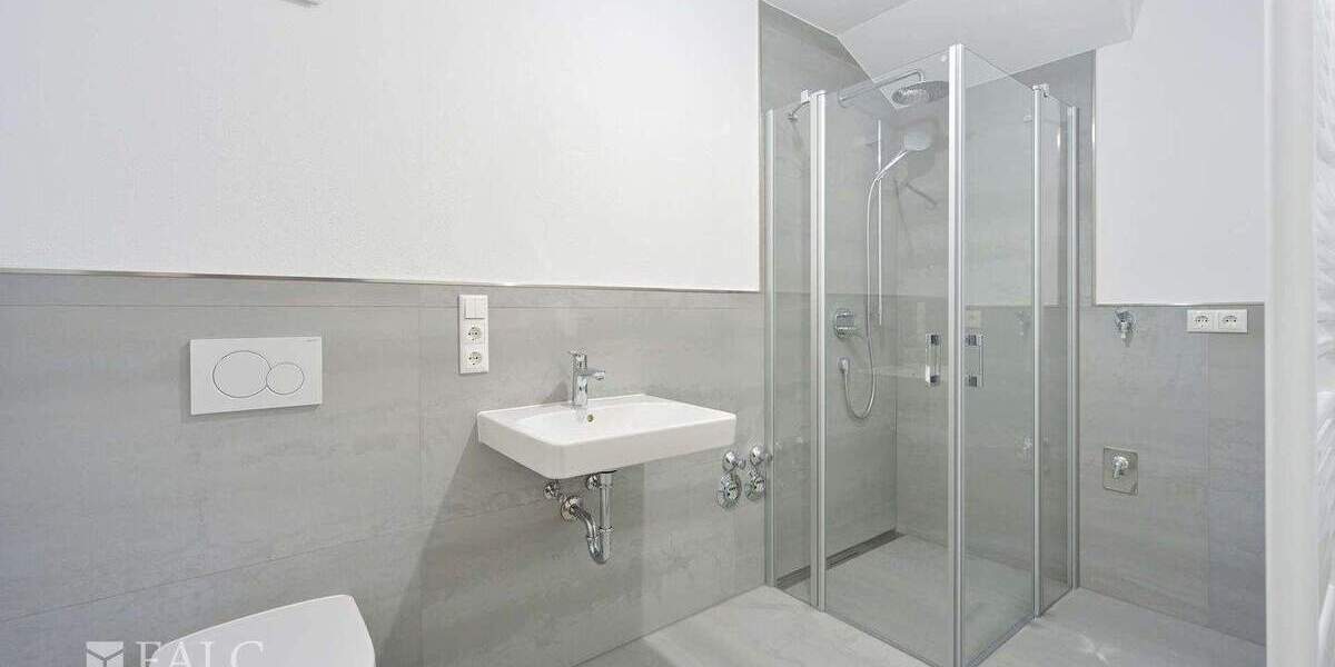 Etagenwohnung Otterfing - 3 Zimmer, 102 m&sup2;, 2.100&euro; | Angebot:24674510