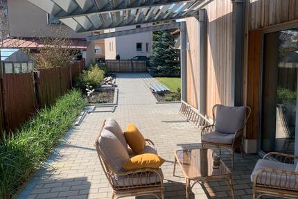 WG mit jeweils eigenem Bad und Zugang zu Garten 1 zimmer