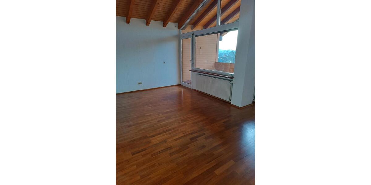 2 Zimmerwohnung 80qm Warmmiete 1200,--€ 2 zimmer