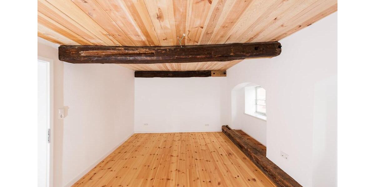 Etagenwohnung Güstrow - 4 Zimmer, 117 m&sup2;, 1.050&euro; | Angebot:25781150