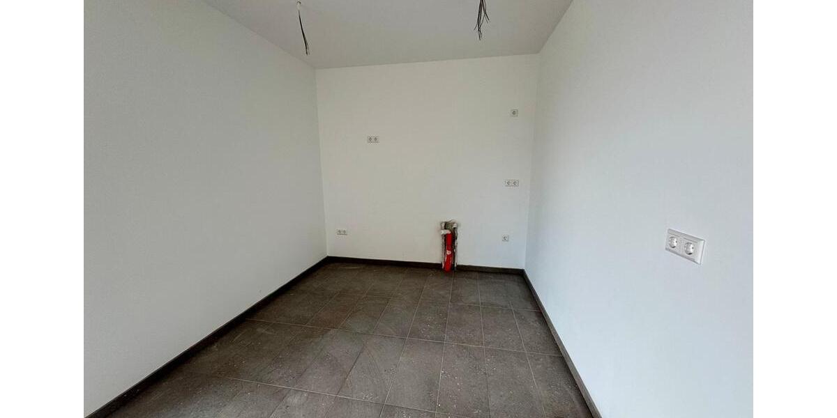 Erdgeschoßwohnung Esslingen am Neckar Oberesslingen - 3 Zimmer, 86 m&sup2;, 1.675&euro; | Angebot:26004781