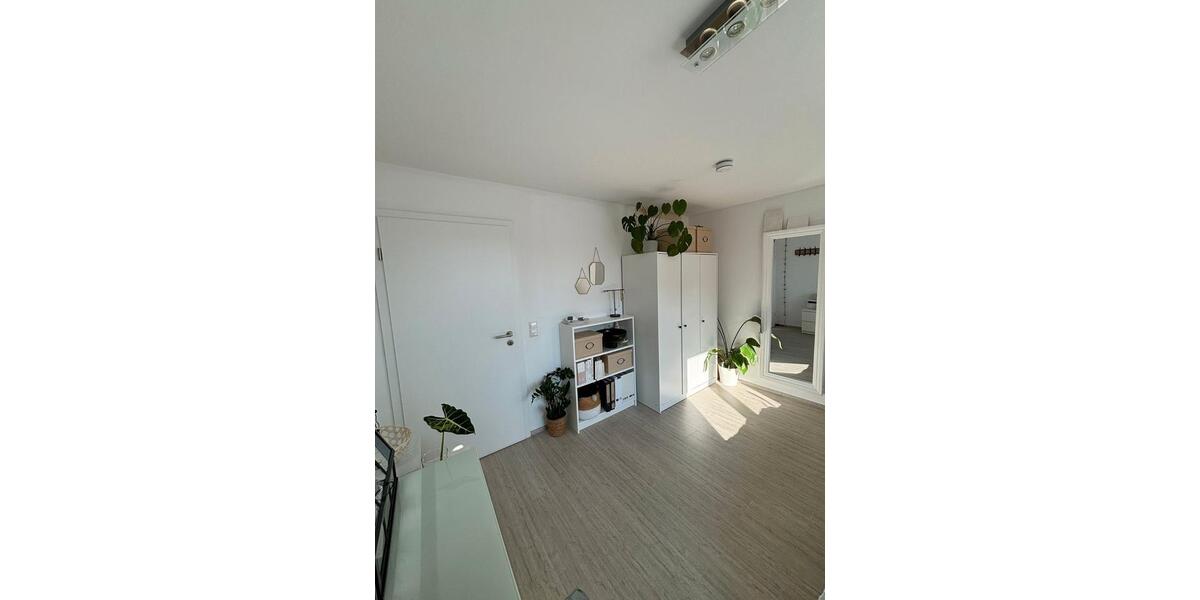 Wohnen auf Zeit Karlsruhe Mühlburg - 5 Zimmer, 125 m&sup2;, 475&euro; | Angebot:25982124