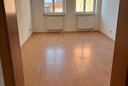 Wohnung Eisenach - 3 Zimmer, 82 m&sup2;, 820&euro; | Angebot:26617675