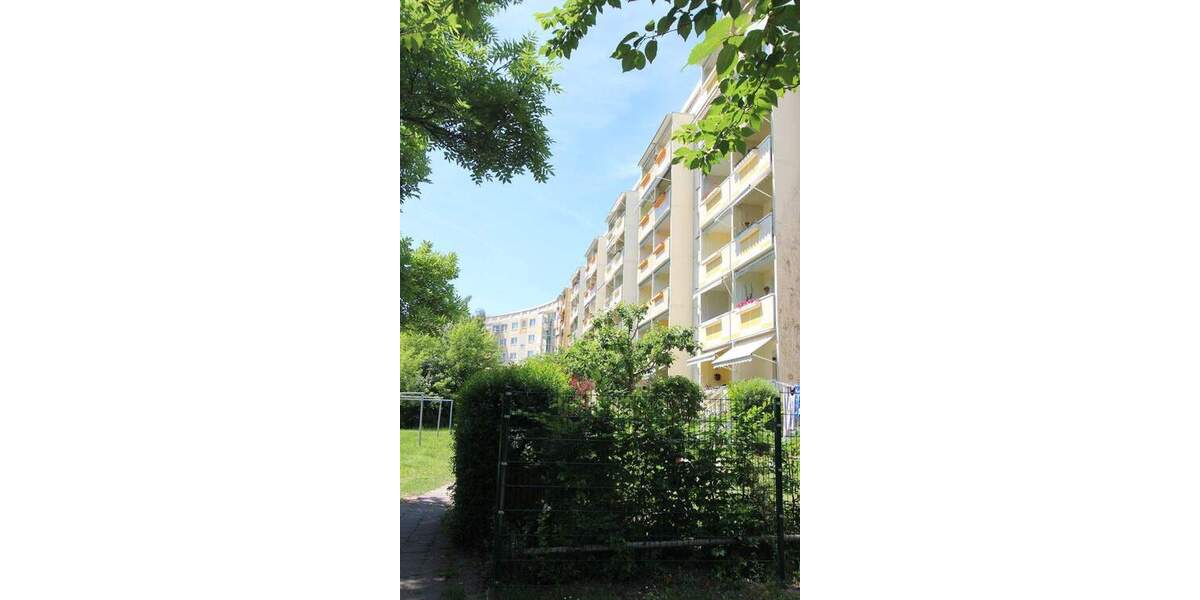 Etagenwohnung Gera Lusan - 2 Zimmer, 50 m&sup2;, 295&euro; | Angebot:25051302