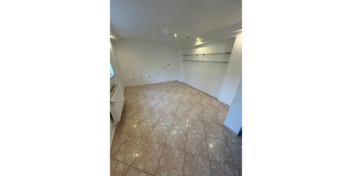 Erdgeschoßwohnung Wuppertal Gemarkung Elberfeld - 2 Zimmer, 70 m&sup2;, 670&euro; | Angebot:26662679