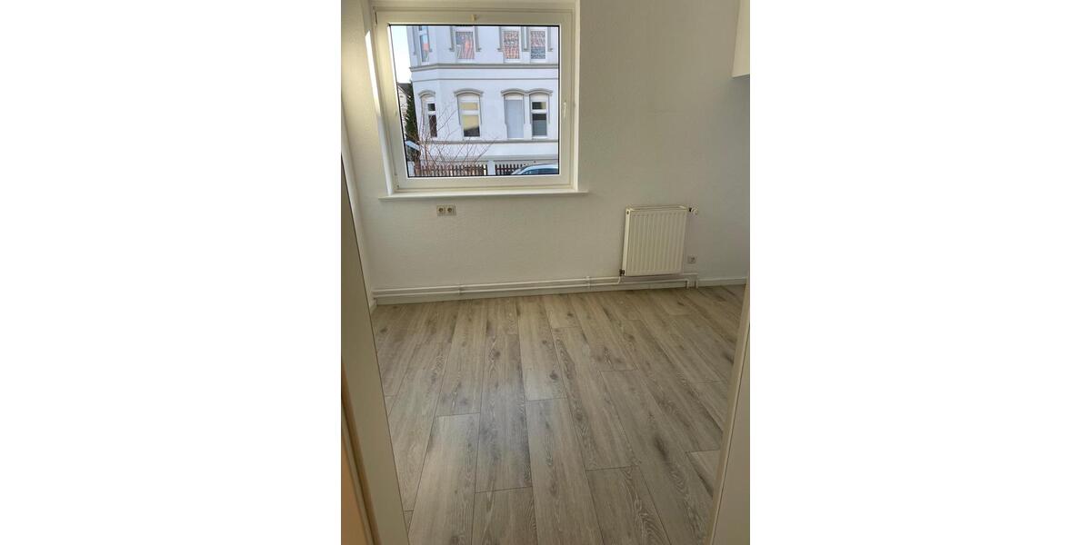 Erdgeschoßwohnung Hameln Kernstadt - 4 Zimmer, 78 m&sup2;, 649&euro; | Angebot:25636361