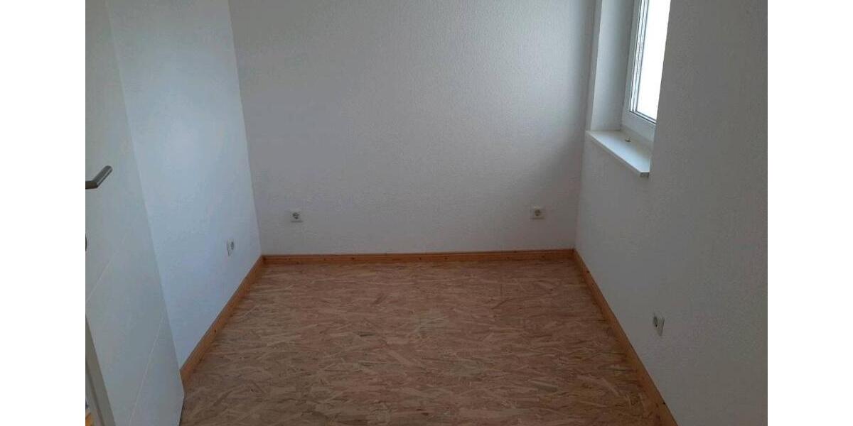 Dachgeschoßwohnung Bergen - 2 Zimmer, 43 m&sup2;, 390&euro; | Angebot:25883277