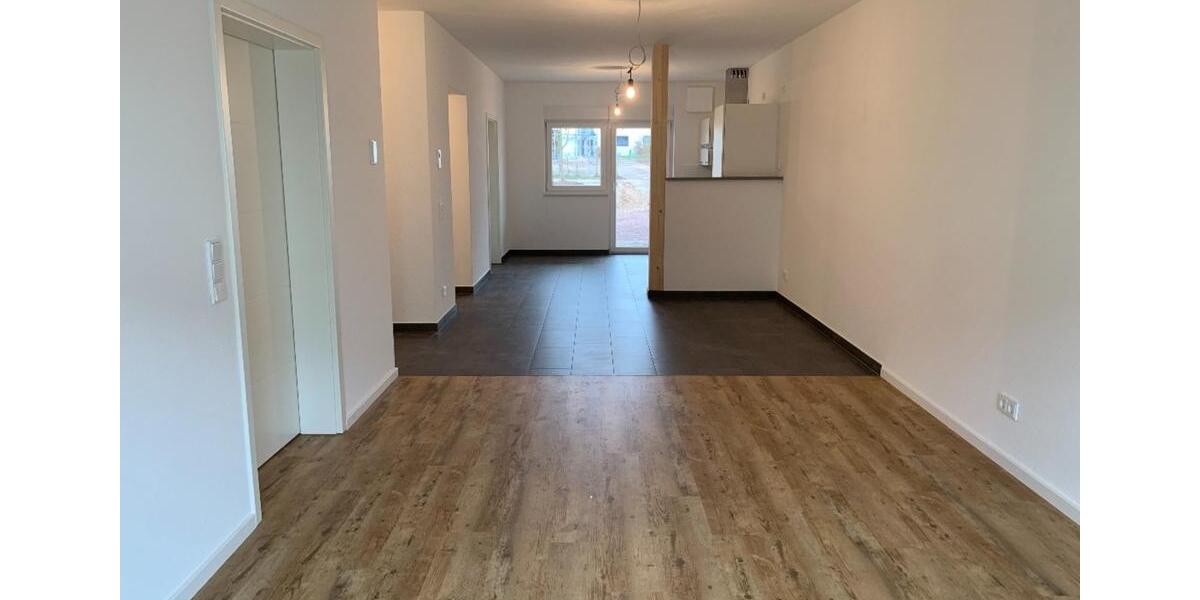 Erdgeschoßwohnung Ayl - 1 Zimmer, 80 m&sup2;, 800&euro; | Angebot:24976221