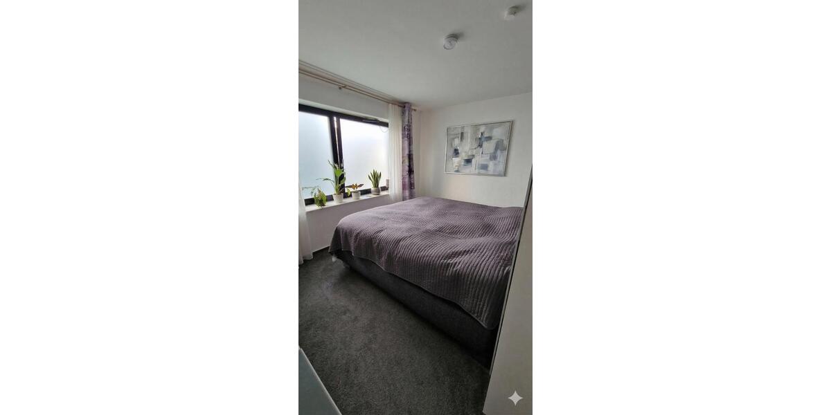Einfamilienhaus Wesel - 8 Zimmer, 200 m&sup2;, 2.850&euro; | Angebot:26595947