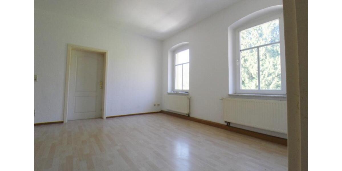 Dachgeschoßwohnung Lunzenau - 2 Zimmer, 53 m&sup2;, 270&euro; | Angebot:19883219