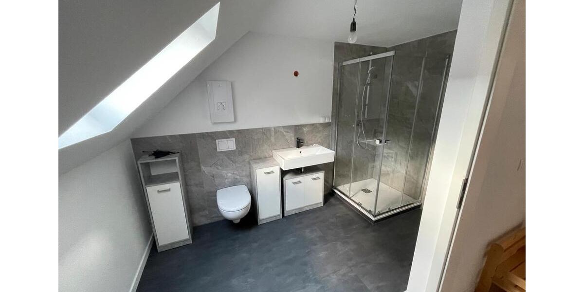 Etagenwohnung Annweiler am Trifels - 4 Zimmer, 120 m&sup2;, 1.300&euro; | Angebot:26626119