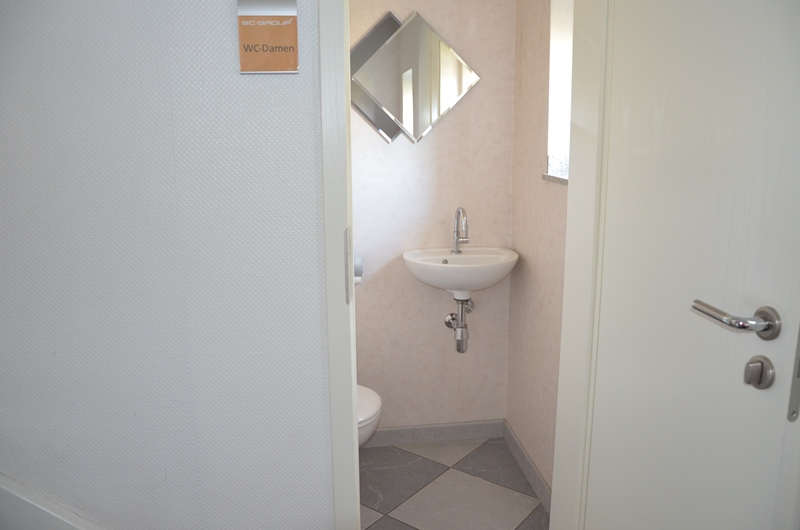 Repräsentative Büroräume in stilvoller Stadtvilla! - Gewerbeobjekt Wülfrath Nord | Angebot:24152741