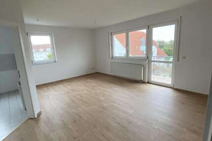Wohnung Schkopau Ermlitz - 2 Zimmer, 62 m&sup2;, 530&euro; | Angebot:25158887