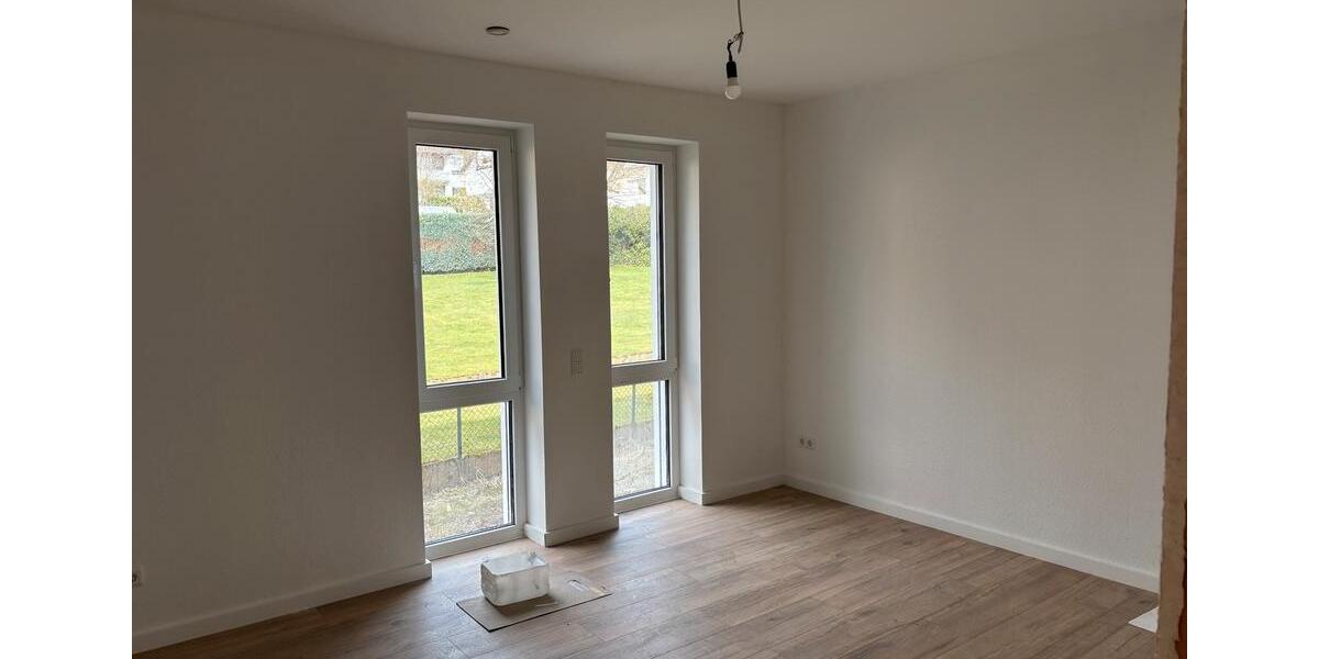 Erdgeschoßwohnung Bad Driburg - 1 Zimmer, 110 m&sup2;, 1.200&euro; | Angebot:26022717