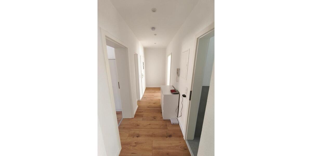 Etagenwohnung Sangerhausen - 1 Zimmer, 61 m&sup2;, 400&euro; | Angebot:26192463