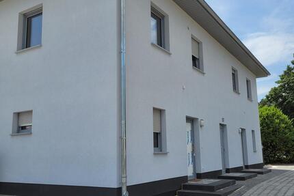 Moderne Doppelhaushälfte mit Garage und Garten in Kolkwitz