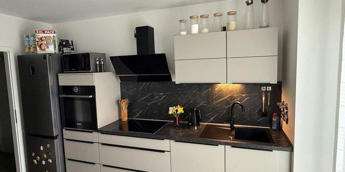 Etagenwohnung Cottbus Mitte - 3 Zimmer, 87 m&sup2;, 1.100&euro; | Angebot:24648043