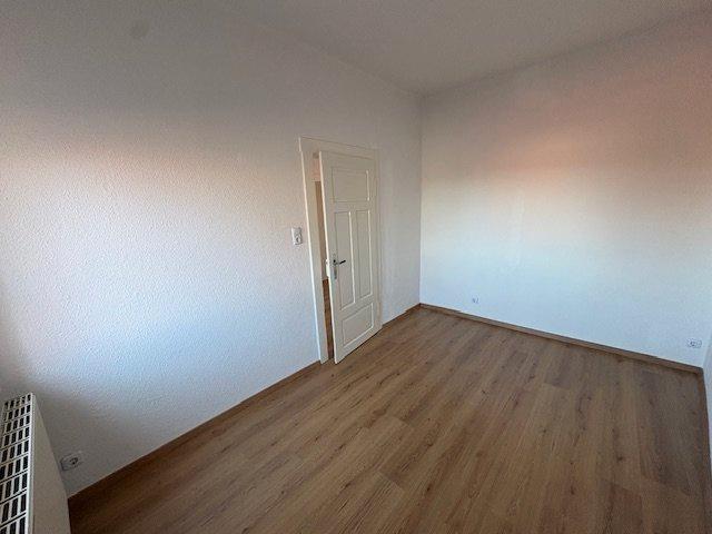 Etagenwohnung Lommatzsch - 4 Zimmer, 90 m&sup2;, 570&euro; | Angebot:26071958