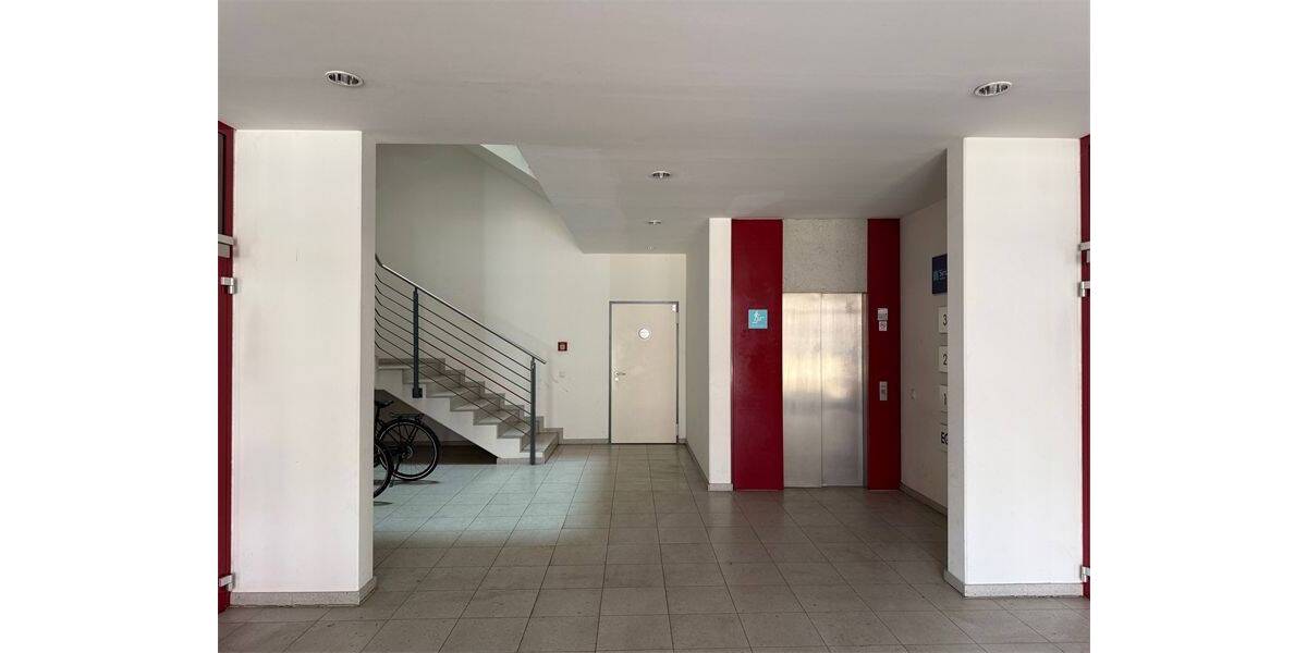Gewerbeobjekt Potsdam Babelsberg Süd - 6 Zimmer, 189 m&sup2;, 1.869&euro; | Angebot:26084534