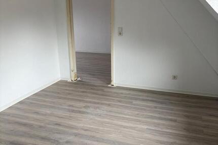 Wohnung Neuss Reuschenberg - 1 Zimmer, 39 m&sup2;, 280&euro; | Angebot:25270829