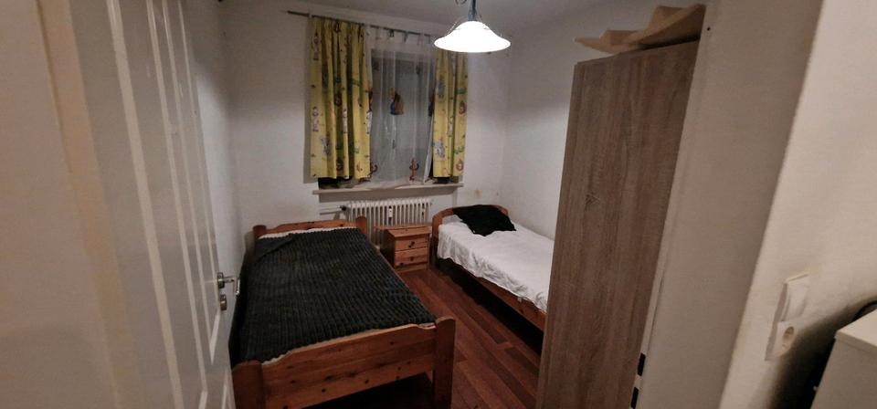 Etagenwohnung Altdorf - 3 Zimmer, 90 m&sup2;, 2.200&euro; | Angebot:24851025