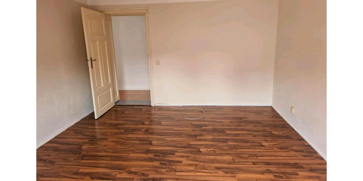 Dachgeschoßwohnung Eberswalde - 2 Zimmer, 85 m&sup2;, 730&euro; | Angebot:24853865