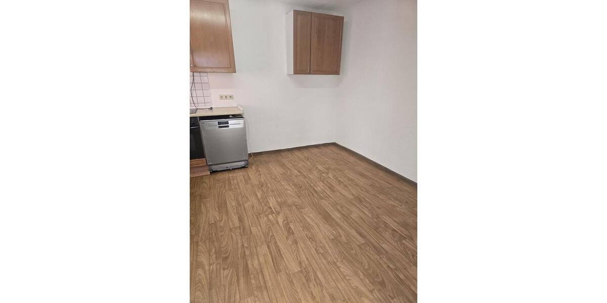 Etagenwohnung Merzig - 2 Zimmer, 85 m&sup2;, 870&euro; | Angebot:25422534