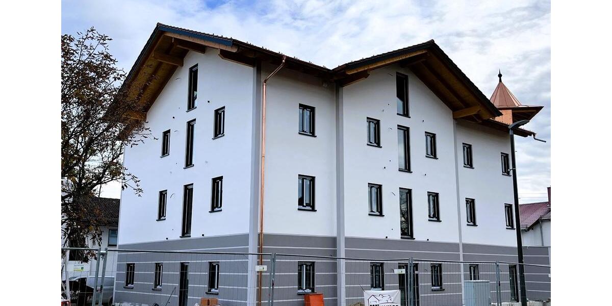 Erstbezug nach Komplettsanierung – Wohlfühlen in modernen Wohnung 3.5 zimmer