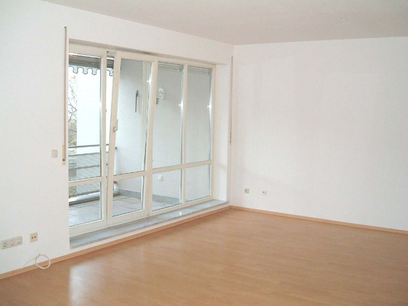 Klein Venedig, wunderschöne 4 ZKB mit Loggia und TG Stellplatz!!!!!