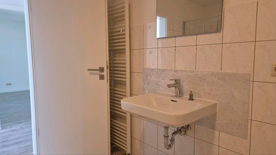 Etagenwohnung Apolda - 3 Zimmer, 92 m&sup2;, 945&euro; | Angebot:26591319