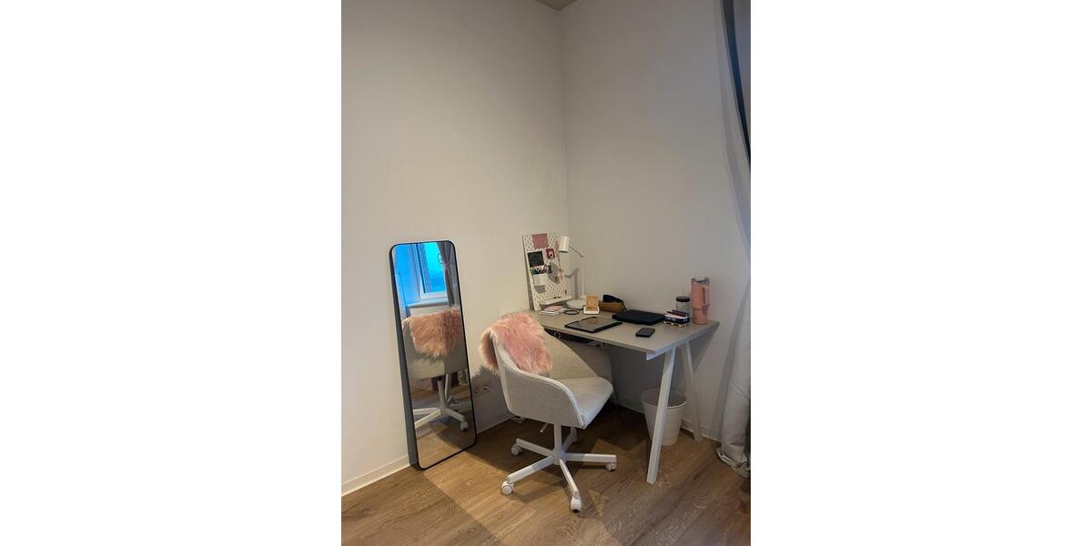 helles, vollmöbliertes WG-Zimmer 1 zimmer