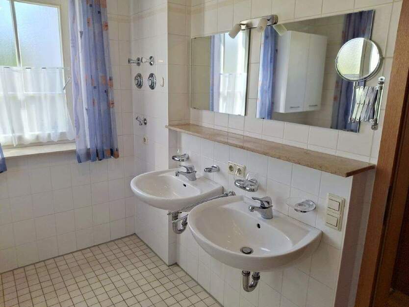 Schöne 2 Zimmer Erdgeschoss-Wohnung in der Berger-Höhe 2 zimmer