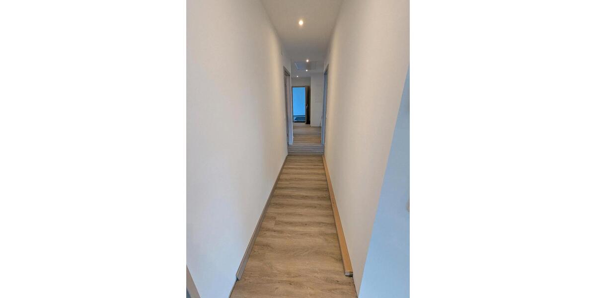 Dachgeschoßwohnung Obergünzburg - 5 Zimmer, 117 m&sup2;, 1.200&euro; | Angebot:25283570