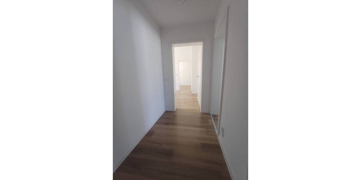 Etagenwohnung Glauchau - 4 Zimmer, 89 m&sup2;, 499&euro; | Angebot:26816314