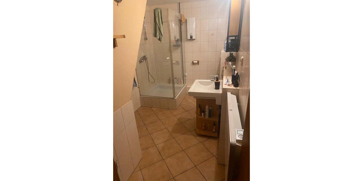 Wohnen auf Zeit Bad Salzdetfurth - 1 Zimmer, 12 m&sup2;, 300&euro; | Angebot:26477707