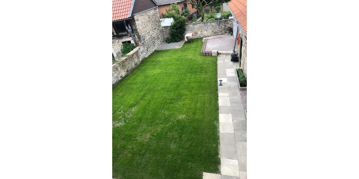 Wunderschöne 2-Zimmer Wohnung mit Garten direkt am Kaiserdom. 2 zimmer