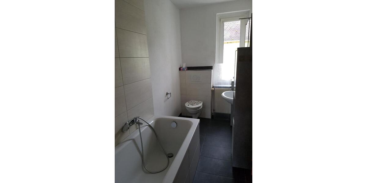 Erdgeschoßwohnung Seegebiet Mansfelder Land - 3 Zimmer, 65 m&sup2;, 480&euro; | Angebot:25614492