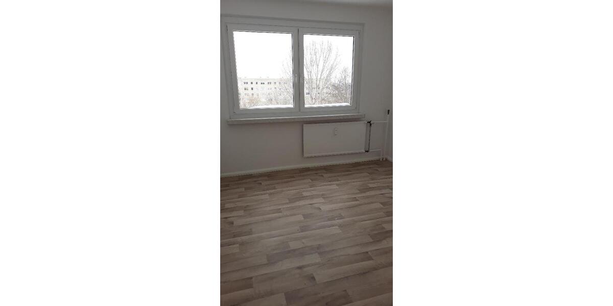 Etagenwohnung Bernburg (Saale) - 3 Zimmer, 56 m&sup2;, 337&euro; | Angebot:26148048