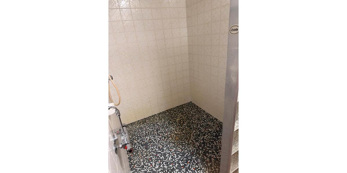 Etagenwohnung Neumarkt in der Oberpfalz Altenhof - 1 Zimmer, 14 m&sup2;, 450&euro; | Angebot:26122438