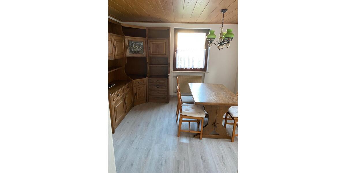 Wohnen auf Zeit Bad Dürrheim - 1 Zimmer, 100 m&sup2;, 420&euro; | Angebot:25982082