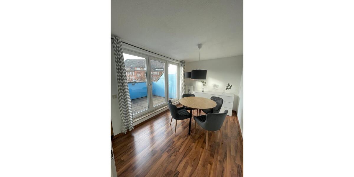 Dachgeschoßwohnung Hamburg Barmbek-Nord - 2 Zimmer, 65 m&sup2;, 1.650&euro; | Angebot:25173028